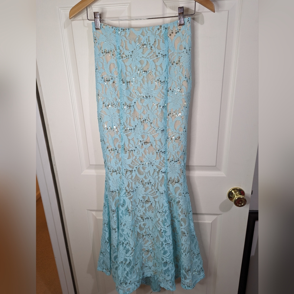 Aqua blue lace and sequin mermaid skirt size XSmall